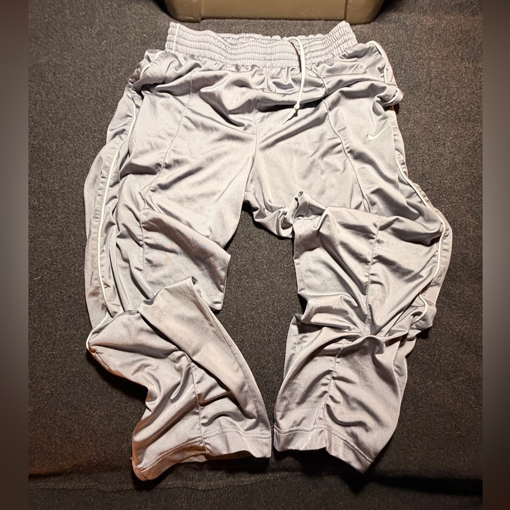 Nike Gray men’s oversized sweatpants XL y2k vintage